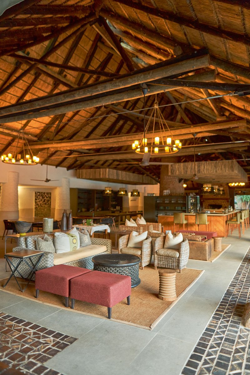 Mfuwe Town: Gateway to Luangwa