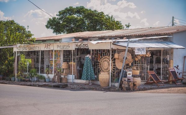The Manjarts Community Art Project Is in the Maker's Hands