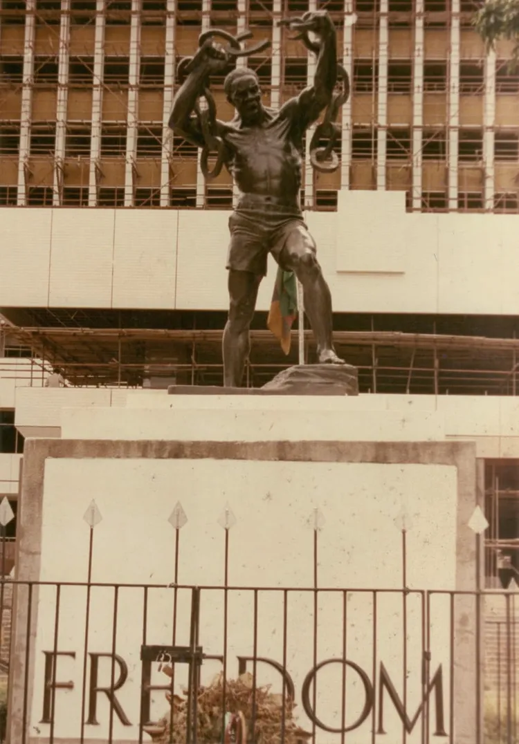 The Freedom Statue. Image courtesy of Zanis.