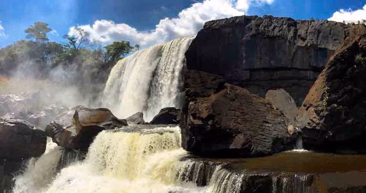 Chishimba Falls is located in the Northern Province of Zambia in Kasama District. (Image by Petra Chikasa for Nkwazi Magazine).