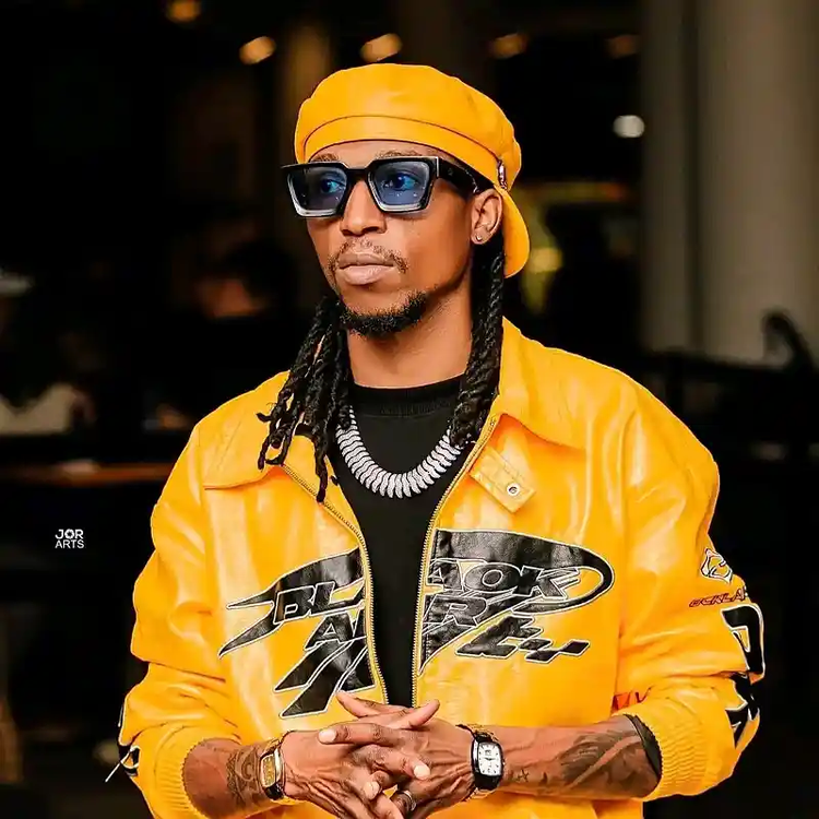 Yo Maps, with his heartfelt lyrics and smooth melodies, has become a soundtrack to love, loss, and everything in between. (Image courtesy of African Music).