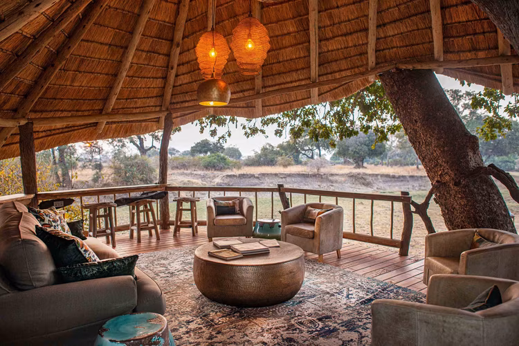 Mwamba Bush Camp. (Image courtesy of Shenton Safaris).