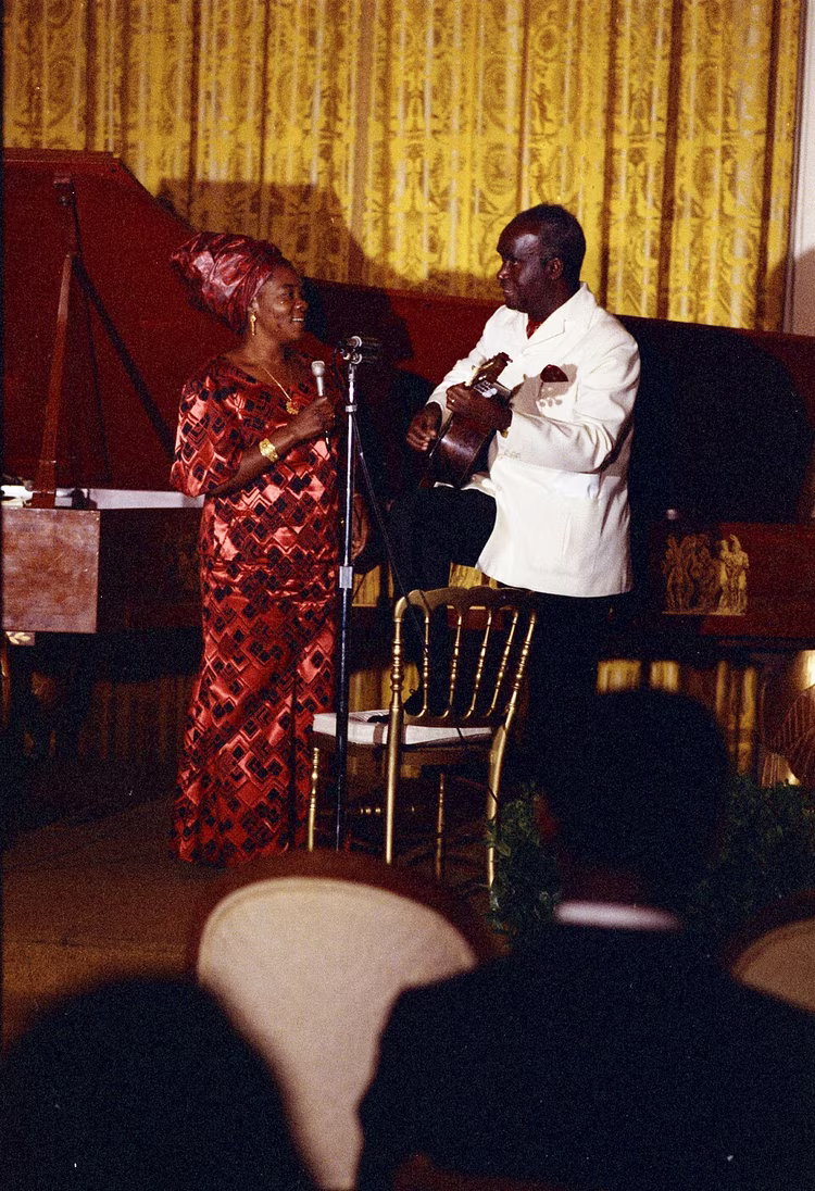 In Letter to My Children, he would later highlight “the beauty of music and his love for the arts,” revealing the gentle soul behind the liberation fighter.