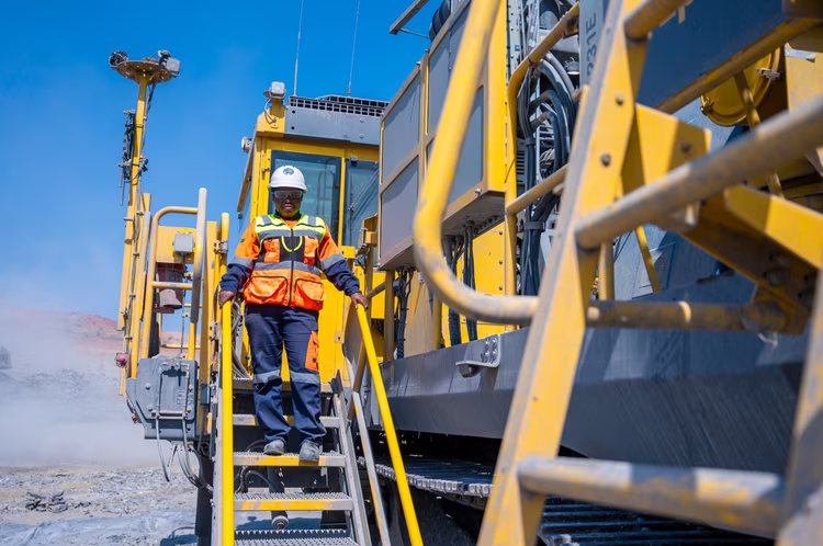 Women engineers and metallurgists are solving complex technical problems, optimising processing circuits, and ensuring that production targets are met safely and efficiently. (Image courtesy of First Quantum Minerals).