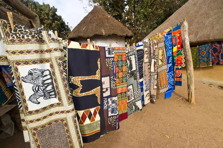 Hand-painted clothe at Kabwata Cultural Village. (Image via Alamy).