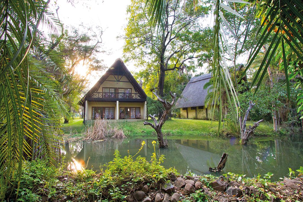 The Victoria Falls Waterfront<br><span class='subtitle-style'>A Riverside Escape</span>