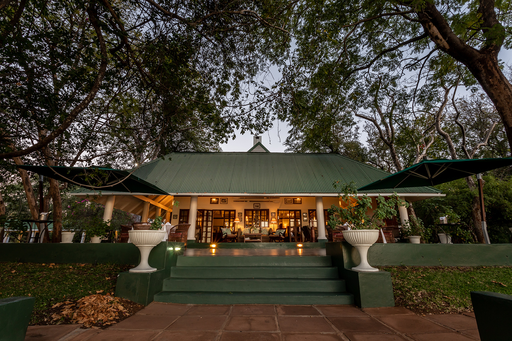 The River Club <br><span class='subtitle-style'>Livingstone, Zambia</span>