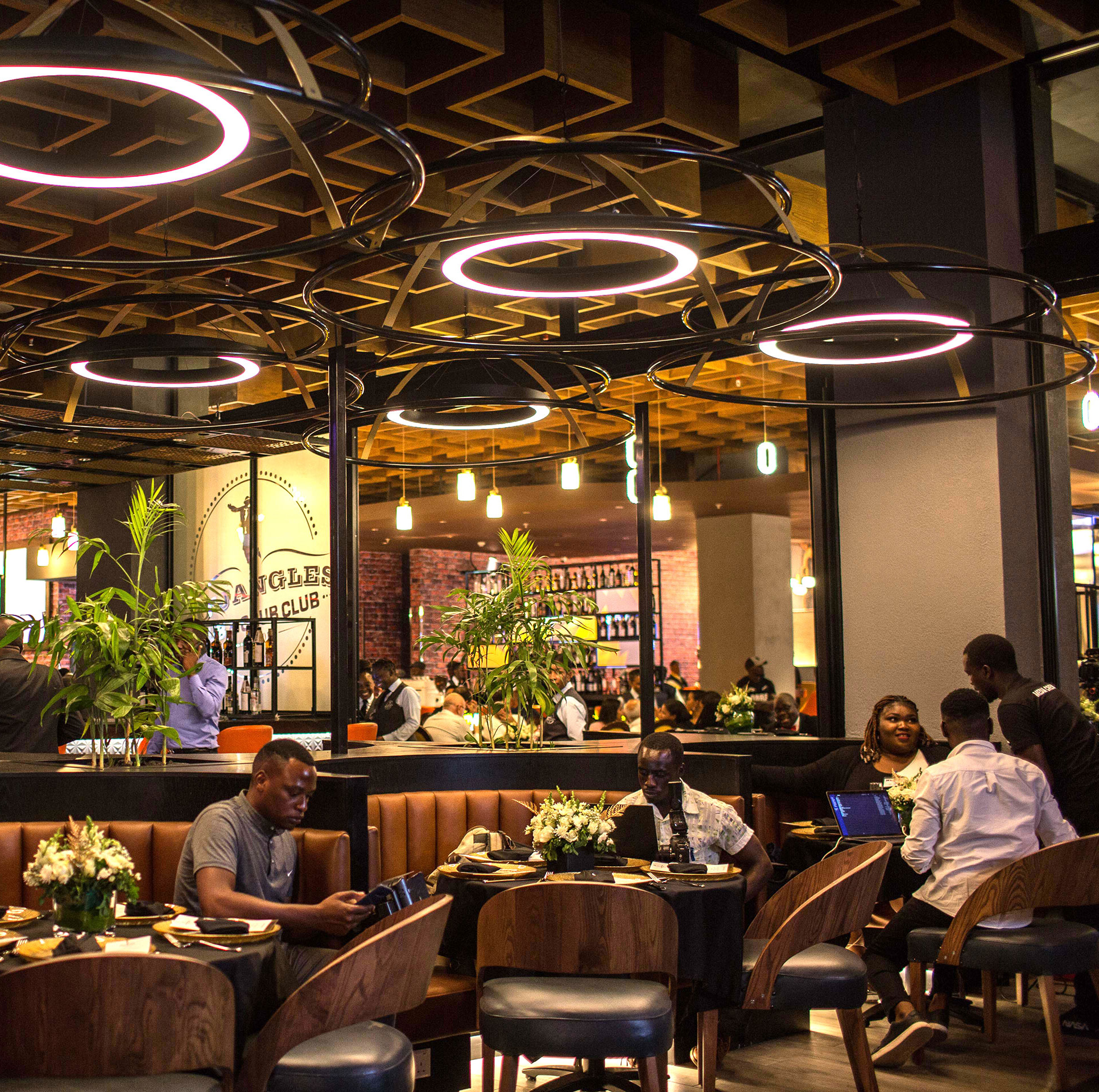 Bo’ Jangles Lusaka<br><span class='subtitle-style'> Where Food Imitates Art</span>